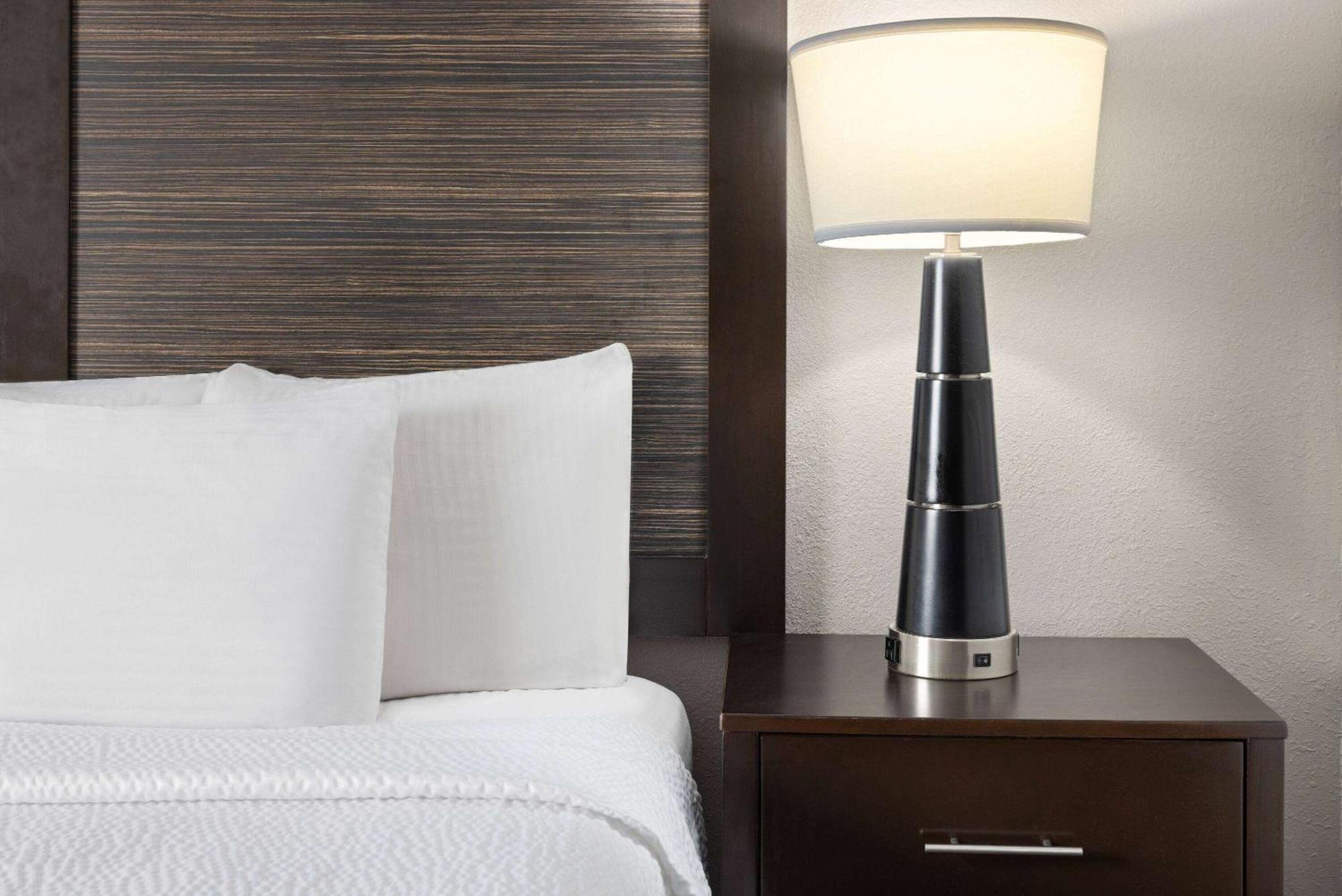 וויליאמסוויל La Quinta Inn By Wyndham Buffalo Airport מראה חיצוני תמונה