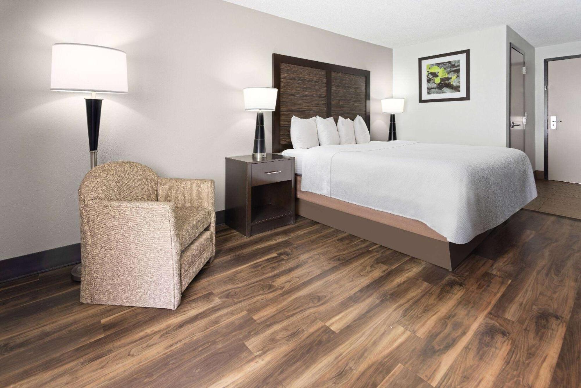 וויליאמסוויל La Quinta Inn By Wyndham Buffalo Airport מראה חיצוני תמונה