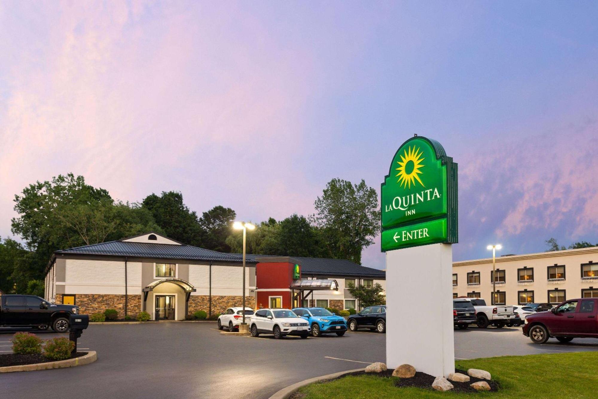 וויליאמסוויל La Quinta Inn By Wyndham Buffalo Airport מראה חיצוני תמונה